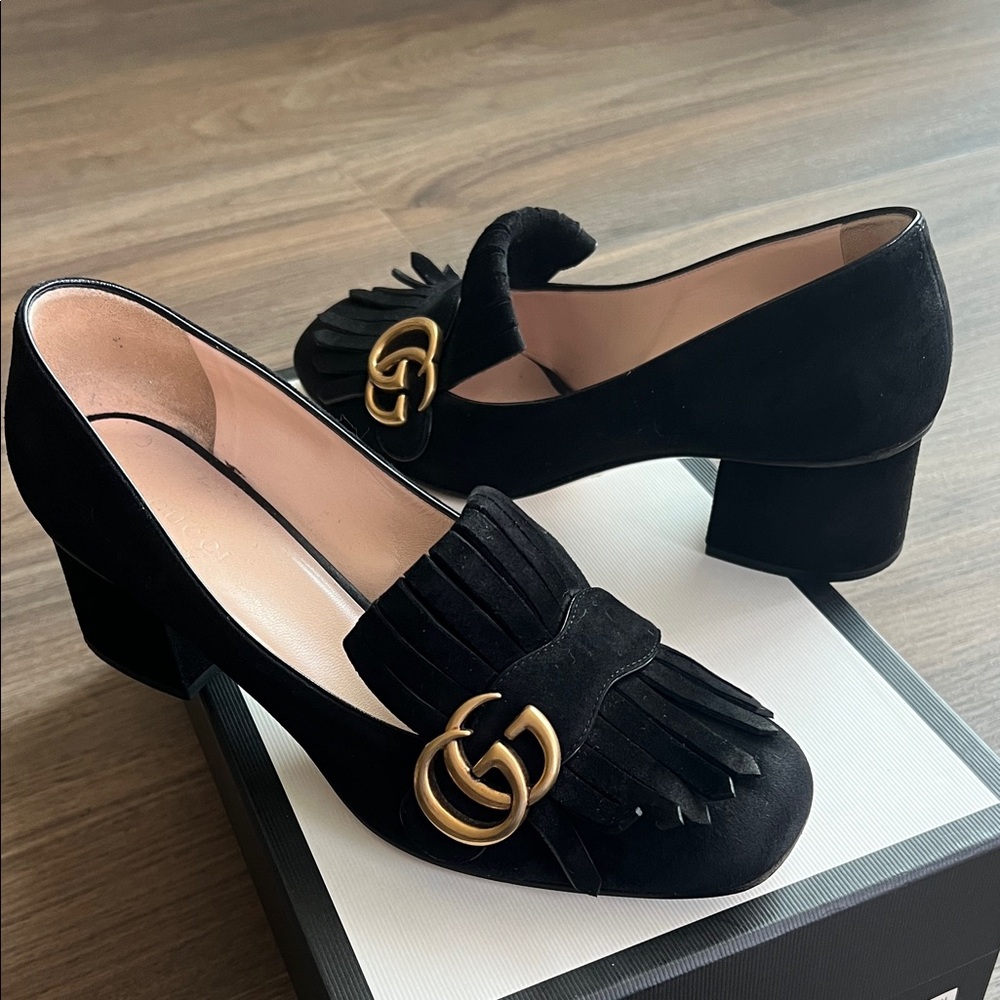 Authentic Gucci Black suede Loafers with Gold Detail